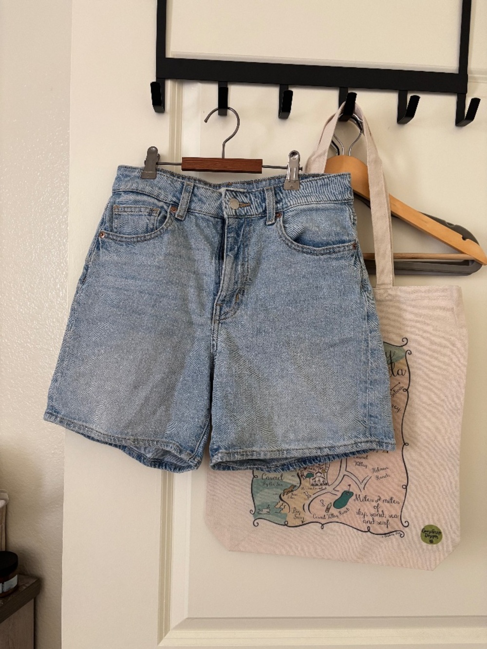 H&M mom shorts